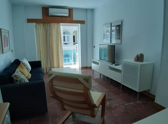 Edificio Gaviota 2 *